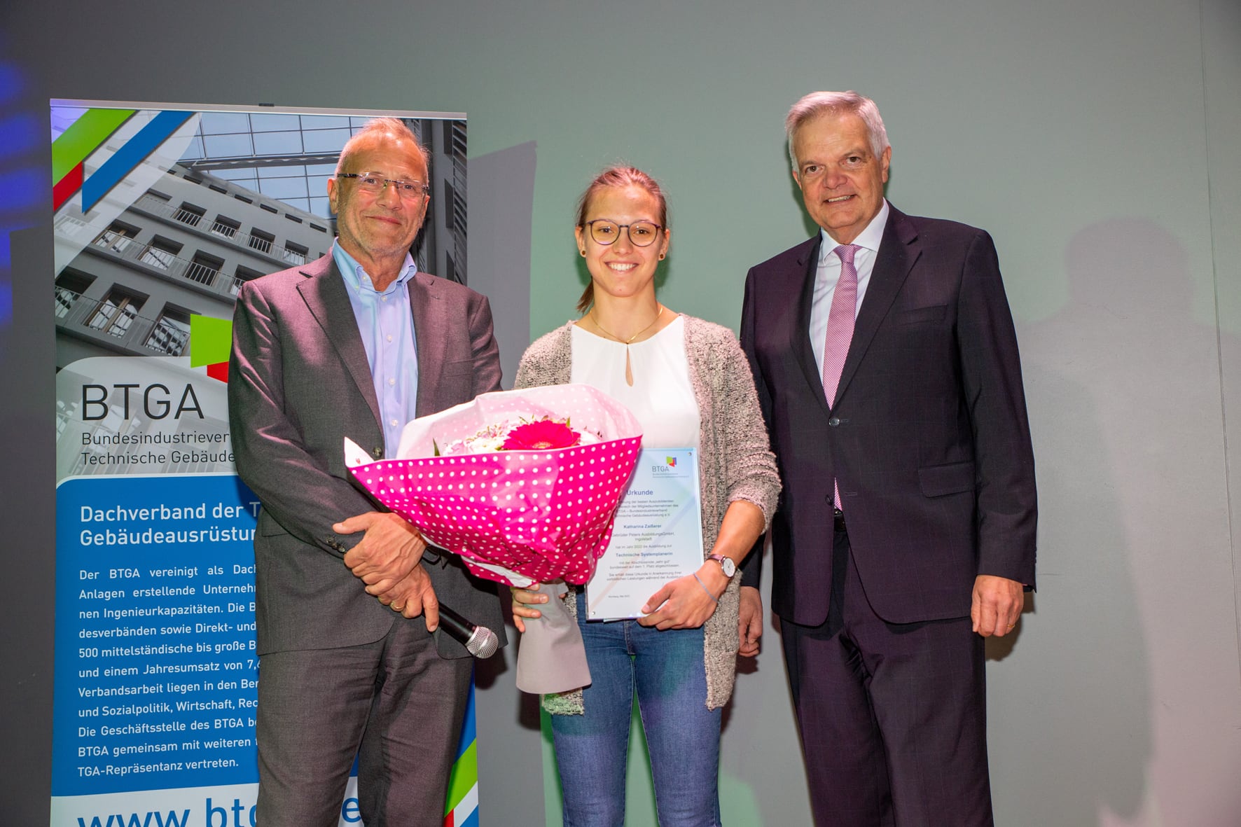 Ausbildung bei GEBRÜDER PETERS ist Gold wert!